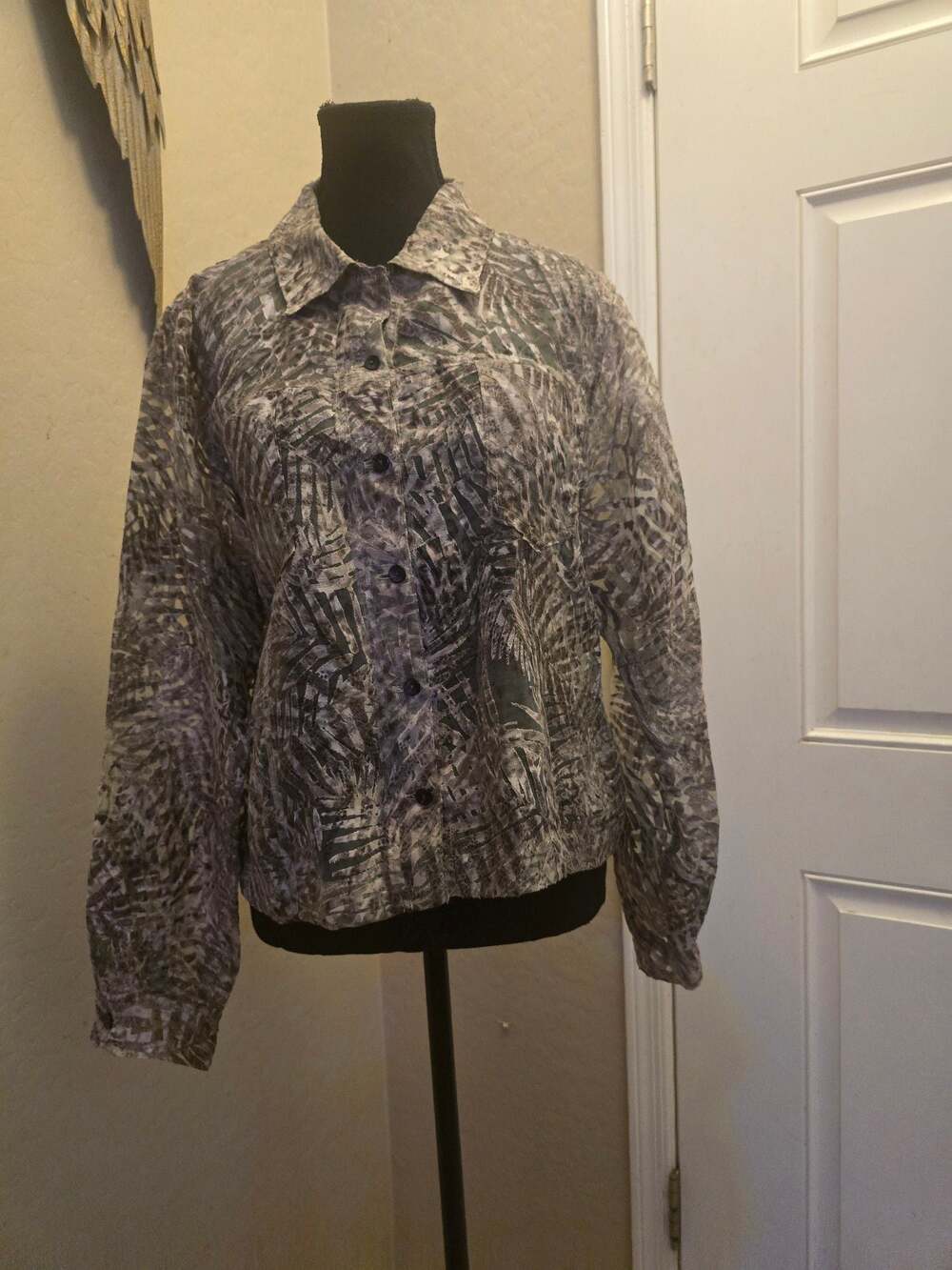 Coldwater Creek Women's Button-Front Tropical Leaf Print Jacket, Size M